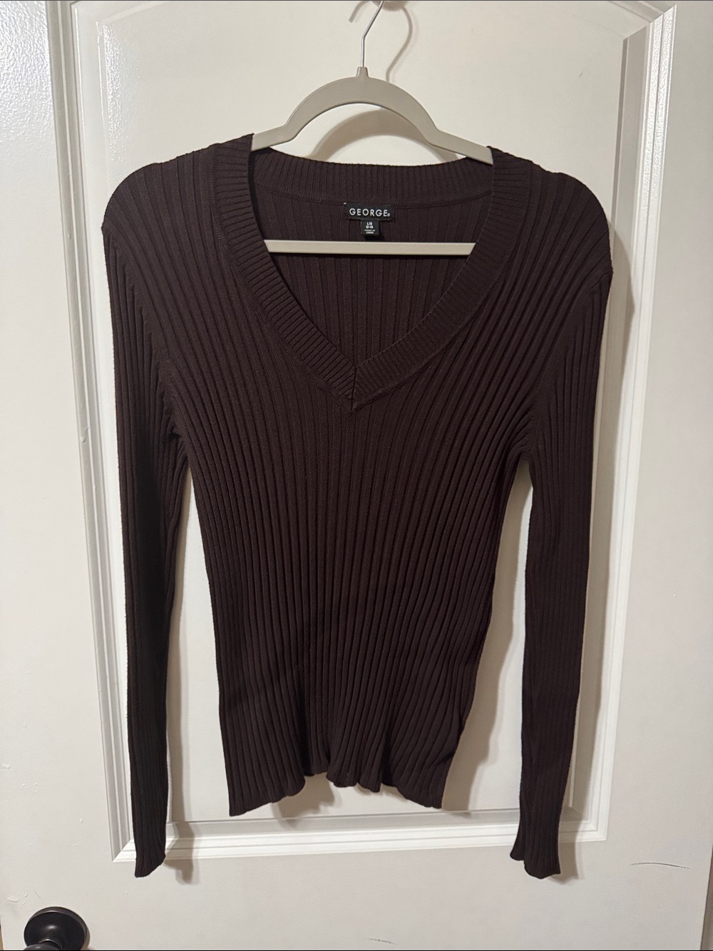 George Brown Ribbed V-Neck Long Sleeve Top